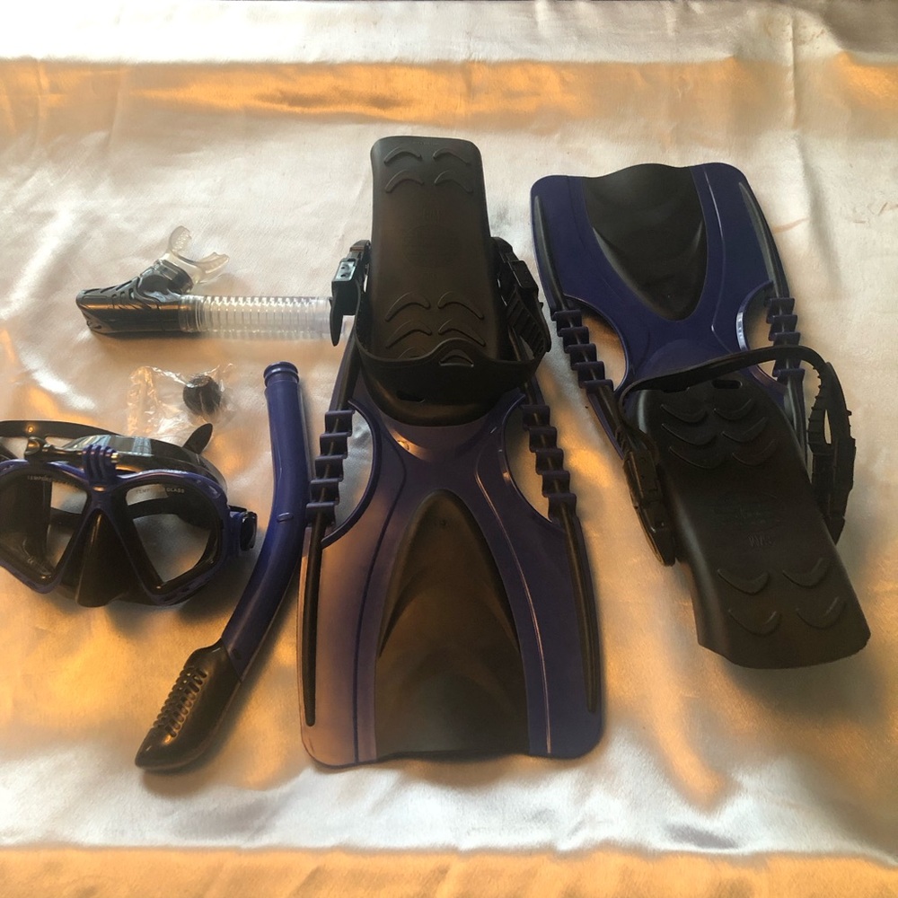 Carnival Adventure’s Snorkeling Gear for Sale. Excellent Care